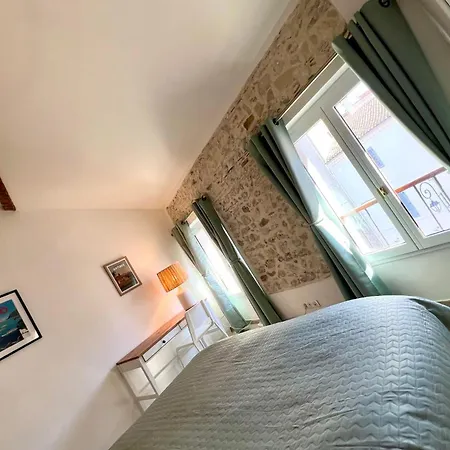 Old - 1 Bedroom - 4 People *