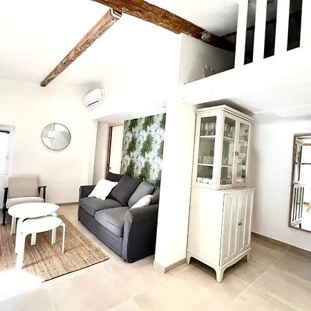 Old - 1 Bedroom - 4 People *