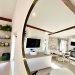 Old - 1 Bedroom - 4 People אנטיב