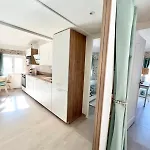 Old - 1 Bedroom - 4 People